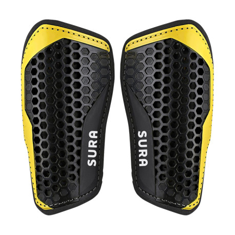 Футбольные щитки Sura