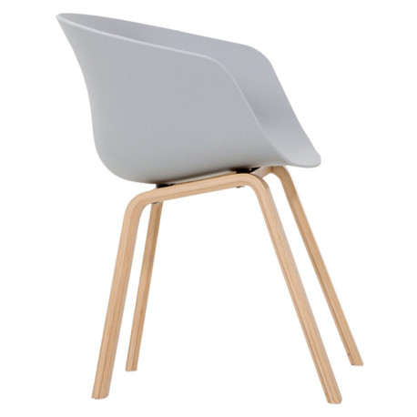 Пластиковый стул-2